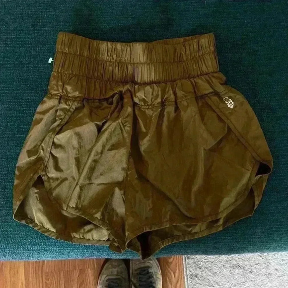 Fp Movements Shorts Size Small - Picture 1 of 3